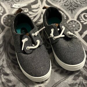 Dr. Scholl's Kids Gray Canvas Sneakers